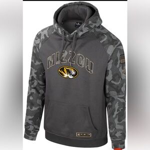 NWT Missouri Tigers Colosseum OHT Aviator Long Sleeve Camo Hoodie